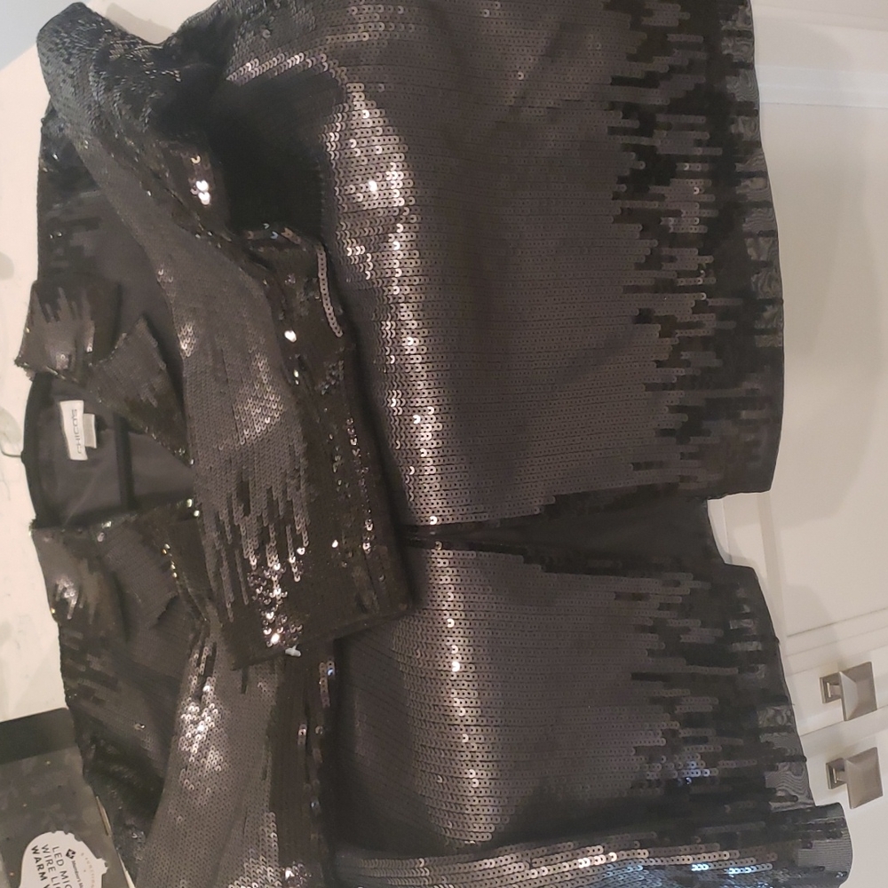 Chico Jacket - image 4